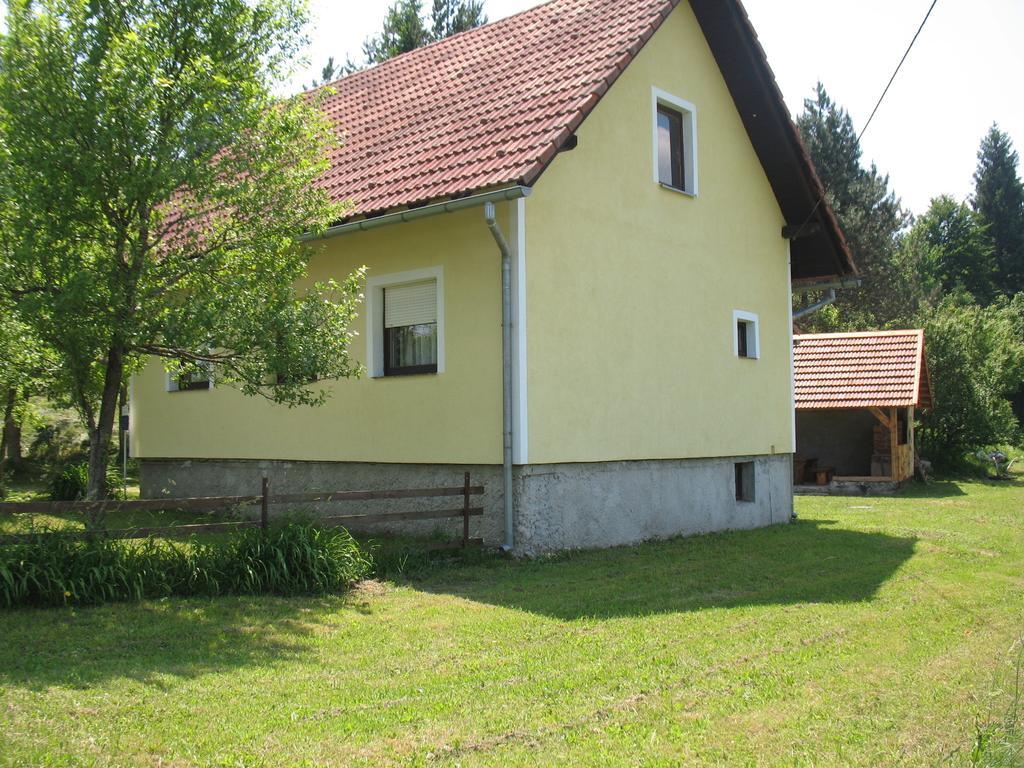 Holiday Home Lana Saborsko 部屋 写真