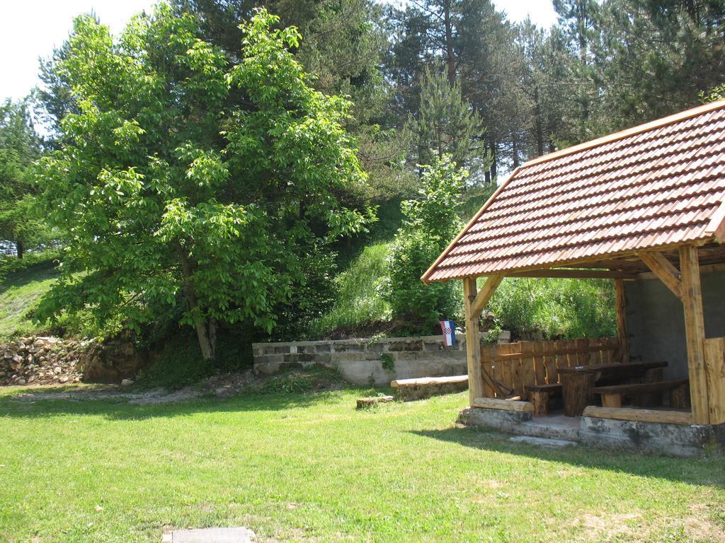 Holiday Home Lana Saborsko 部屋 写真