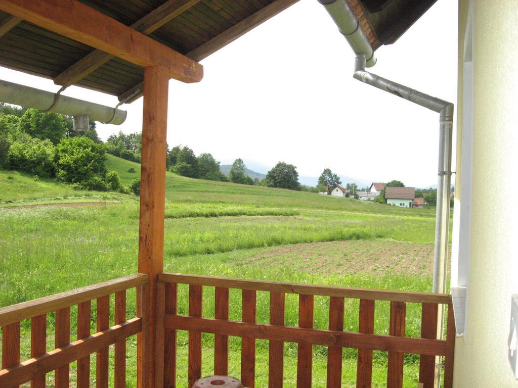 Holiday Home Lana Saborsko 部屋 写真
